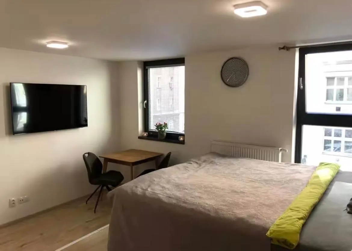 Romantic Apartment By The City Center Prague